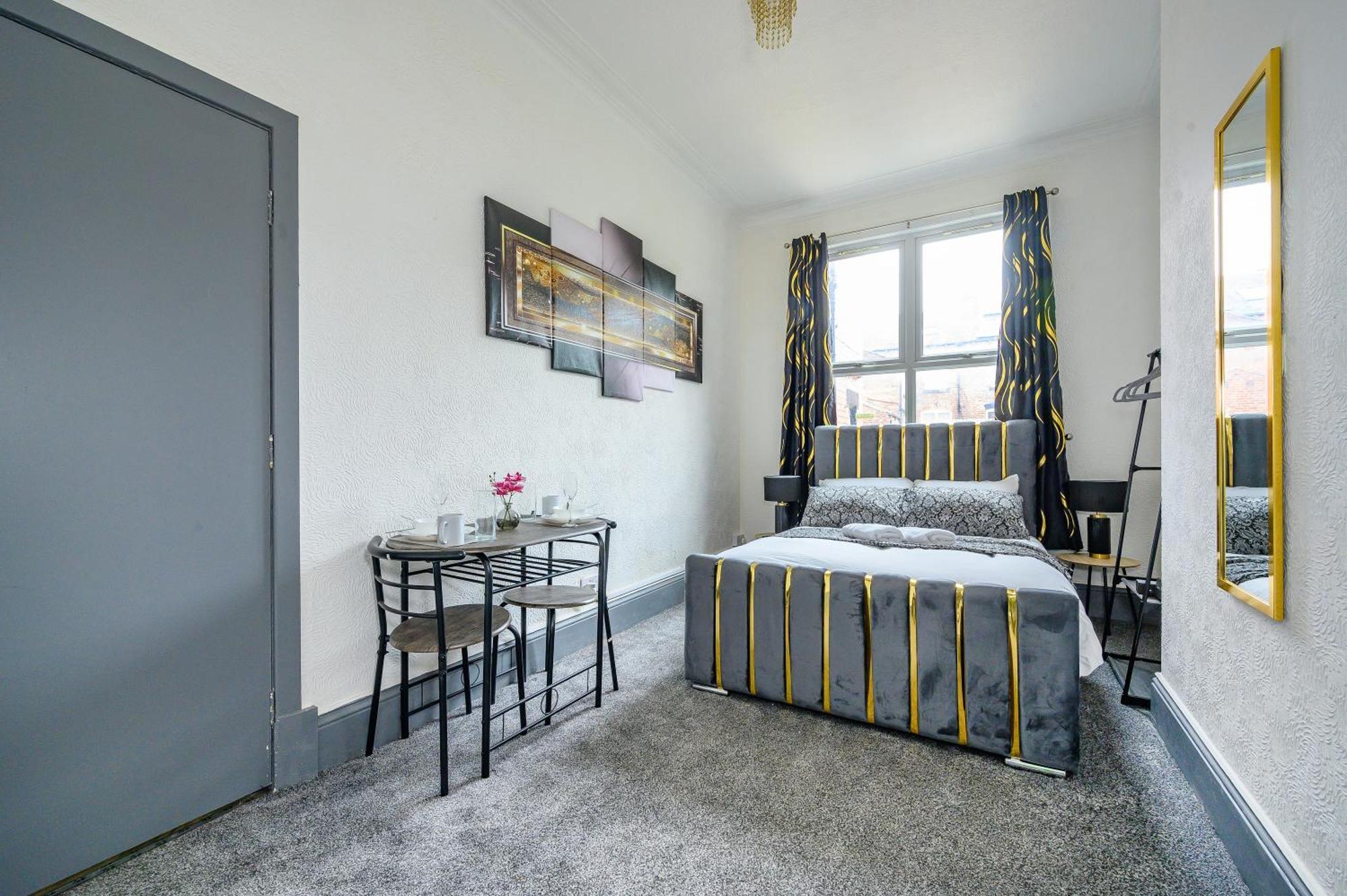 *rg7h*for Your Relaxed & Cosy Free Parking *